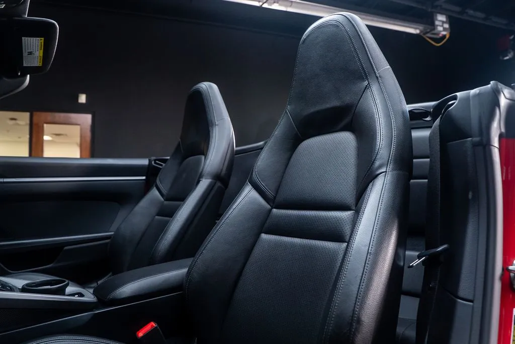 Porsche 911 photo 33