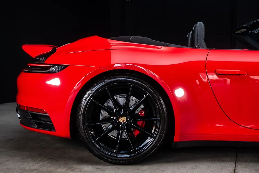 Porsche 911 photo 22