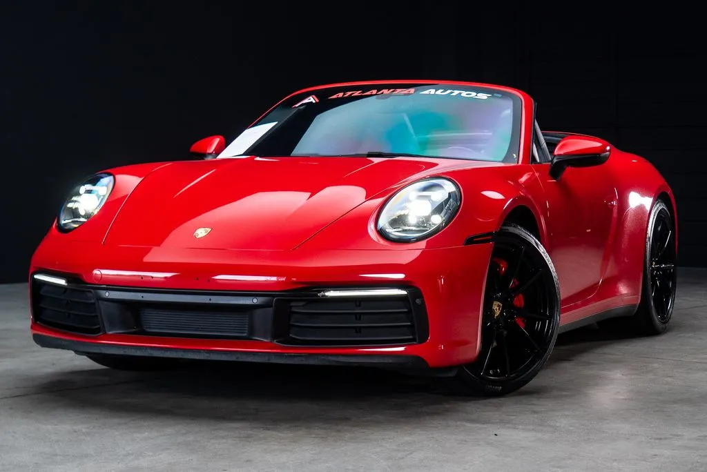 Porsche 911 photo 2
