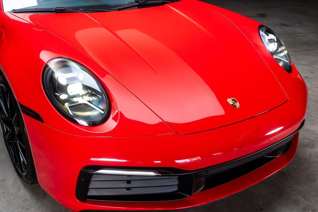 Porsche 911 photo 10