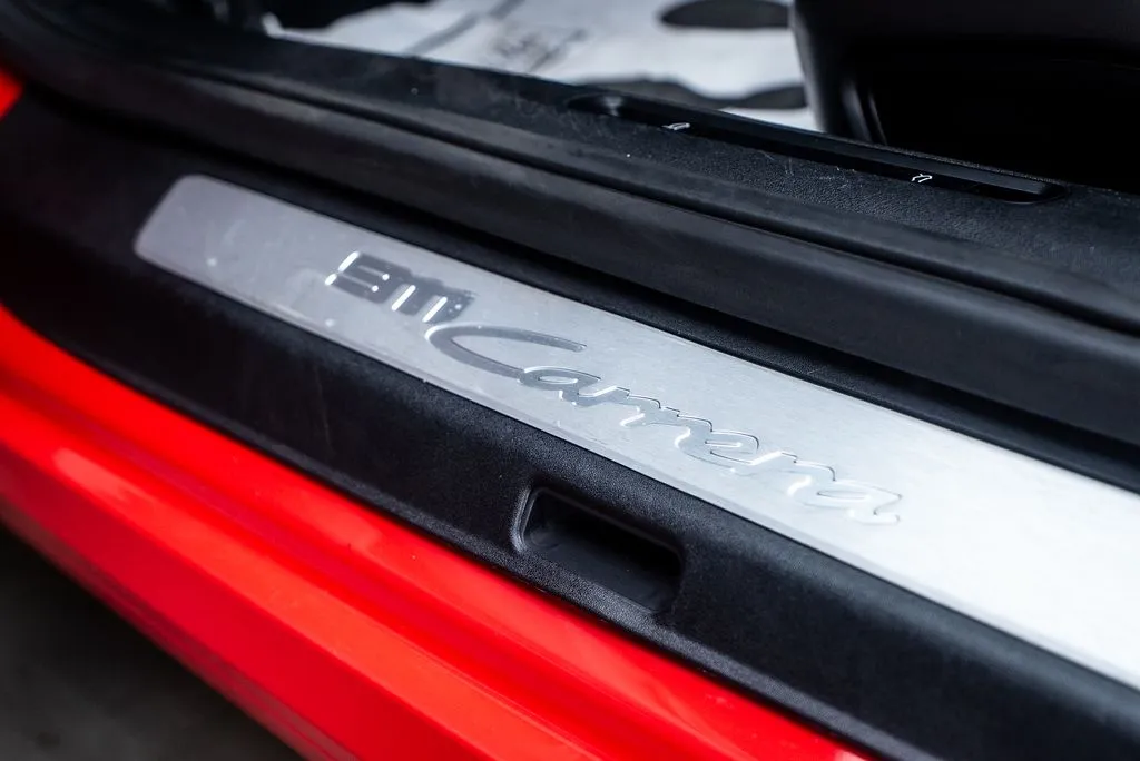Porsche 911 photo 31