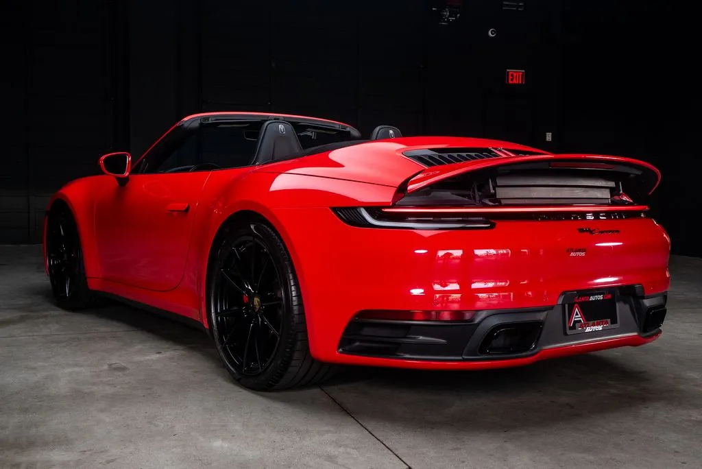 Porsche 911 photo 28