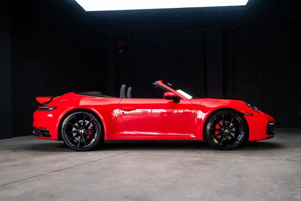 Porsche 911 photo 15