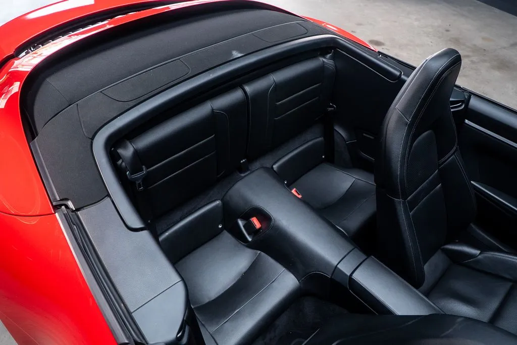 Porsche 911 photo 48
