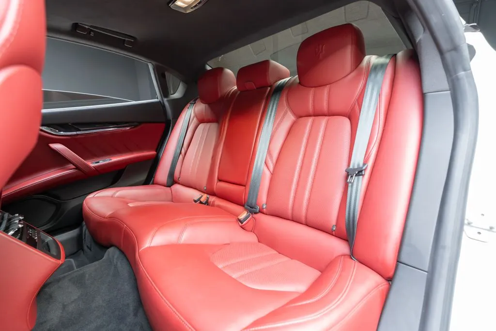 Maserati Quattroporte photo 51