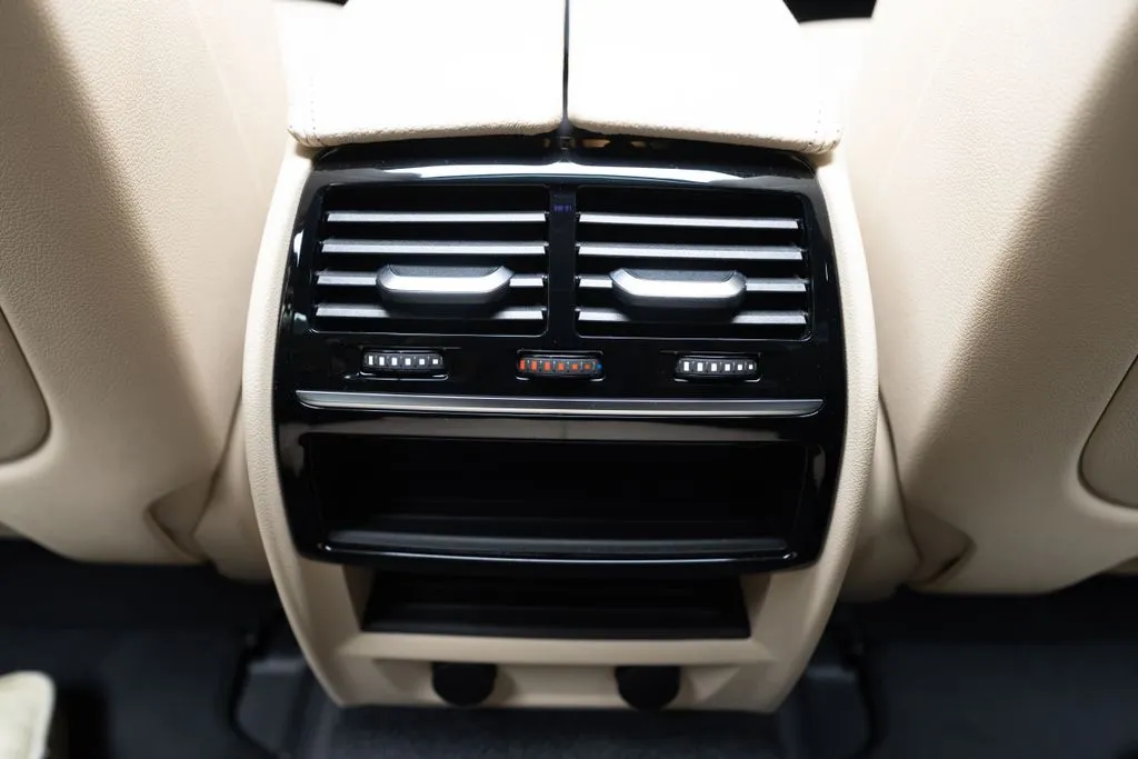 BMW 5 Series photo 49