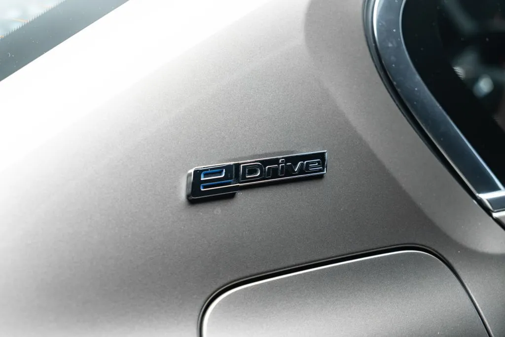 BMW 5 Series photo 15