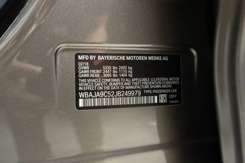 BMW 5 Series photo 57