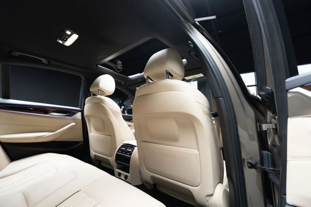 BMW 5 Series photo 50