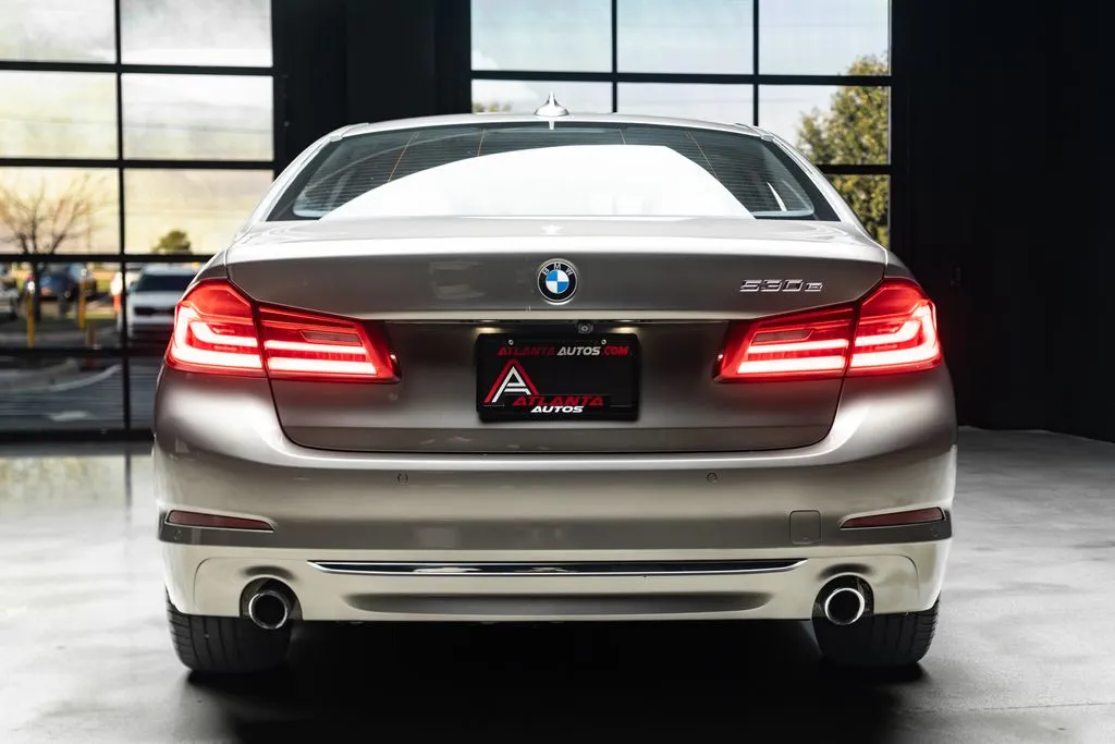 BMW 5 Series photo 18