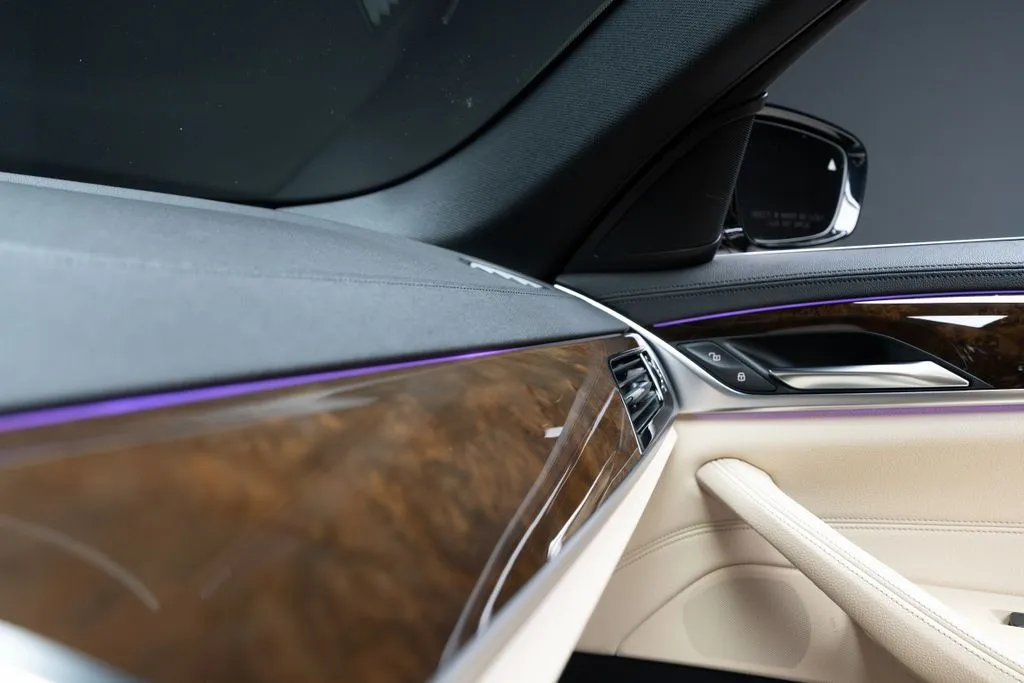 BMW 5 Series photo 46