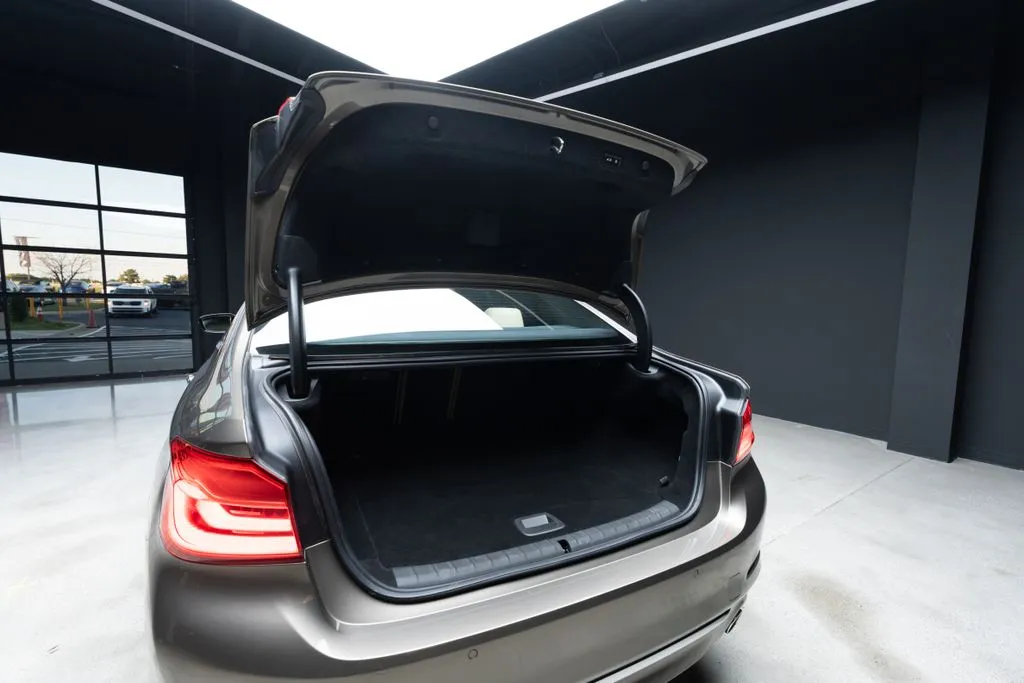 BMW 5 Series photo 55
