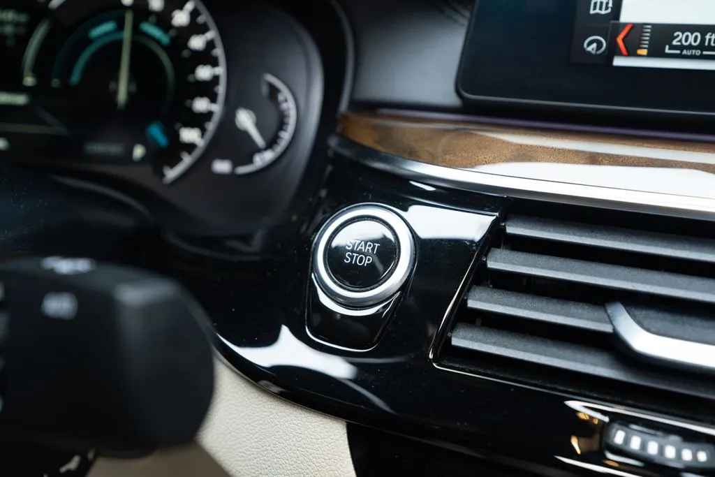 BMW 5 Series photo 42