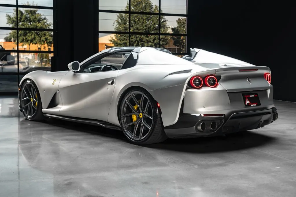 Ferrari 812 GTS photo 25