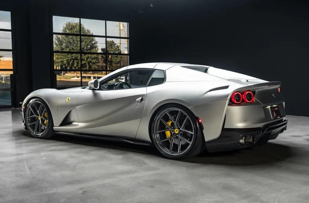 Ferrari 812 GTS photo 30