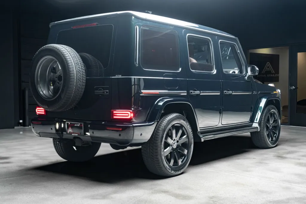 Mercedes-Benz G-Class photo 13