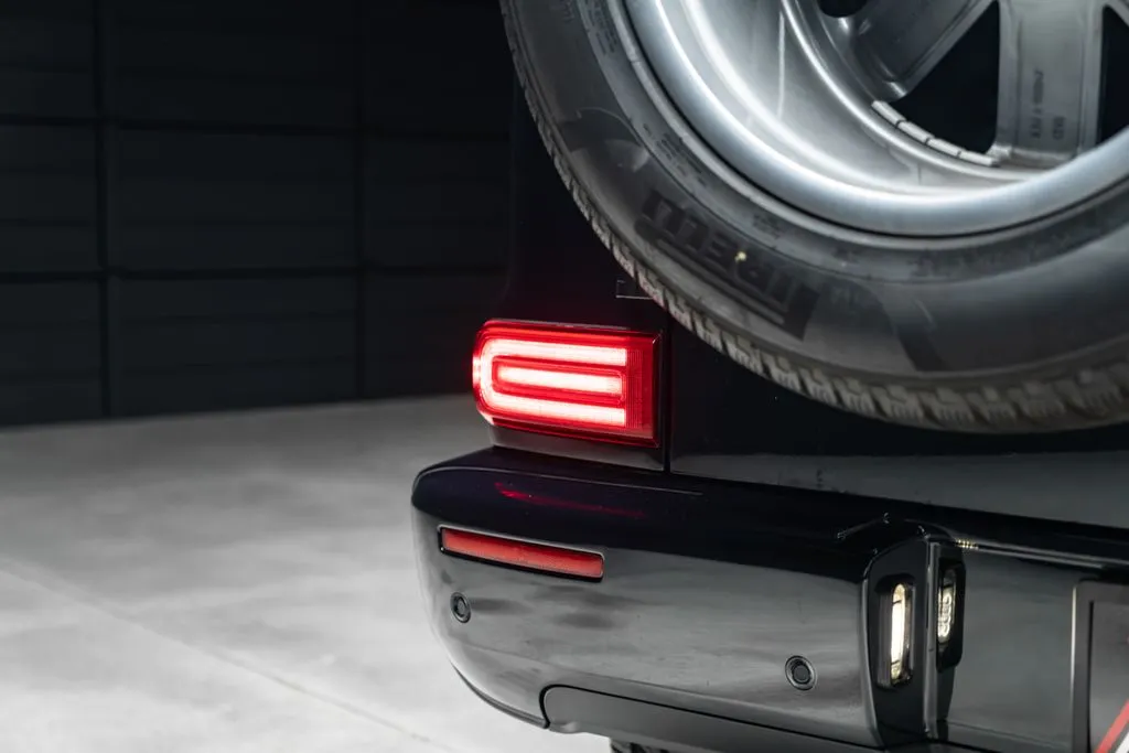 Mercedes-Benz G-Class photo 15