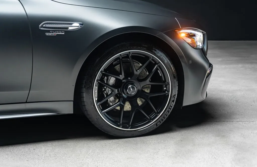 Mercedes-Benz AMG GT photo 10