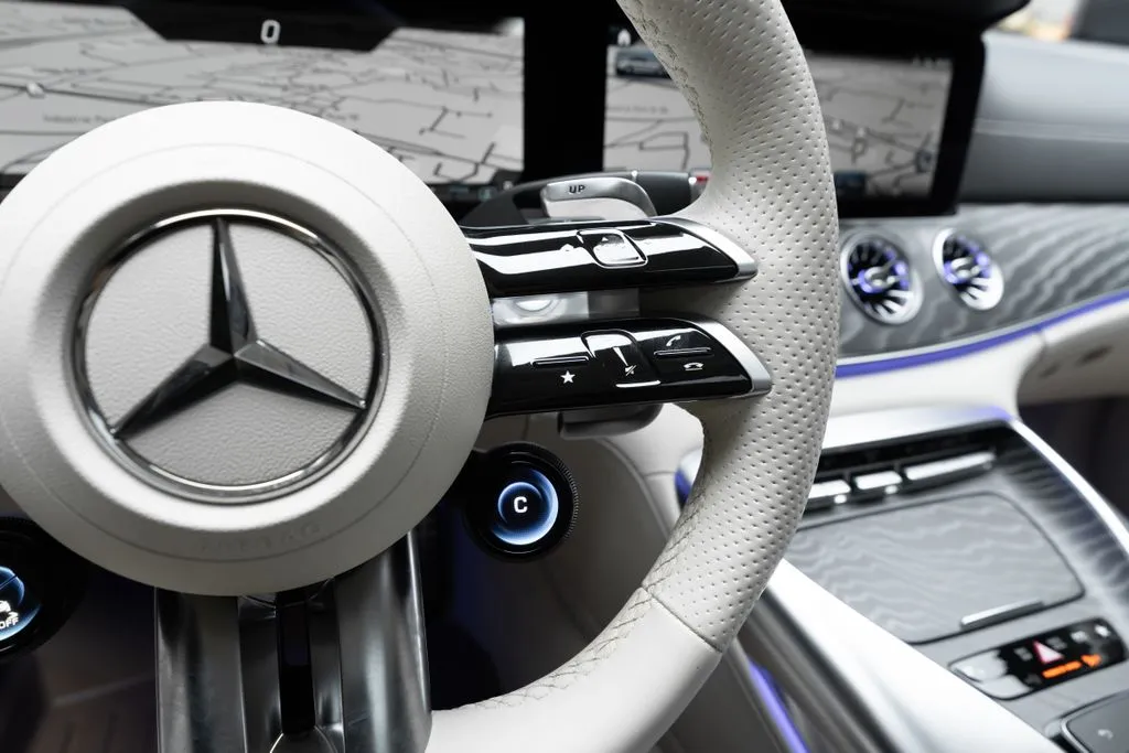 Mercedes-Benz AMG GT photo 32