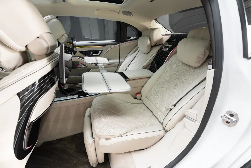 Mercedes-Benz S-Class photo 45