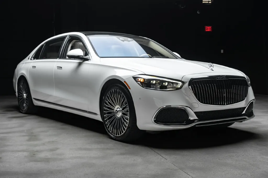 Mercedes-Benz S-Class photo 7