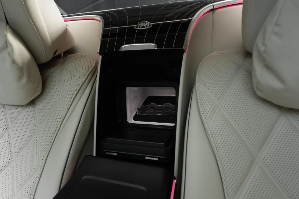 Mercedes-Benz S-Class photo 44