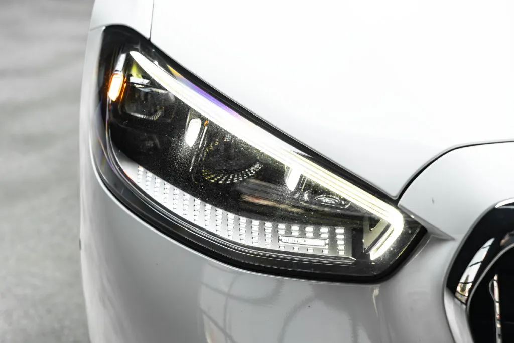 Mercedes-Benz S-Class photo 6