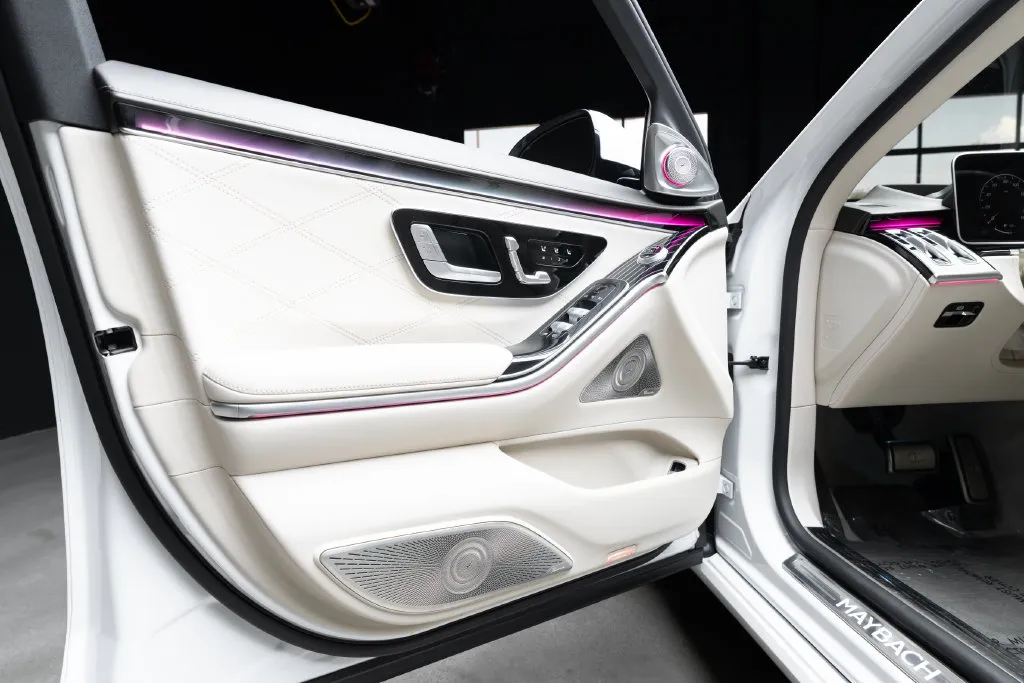Mercedes-Benz S-Class photo 20