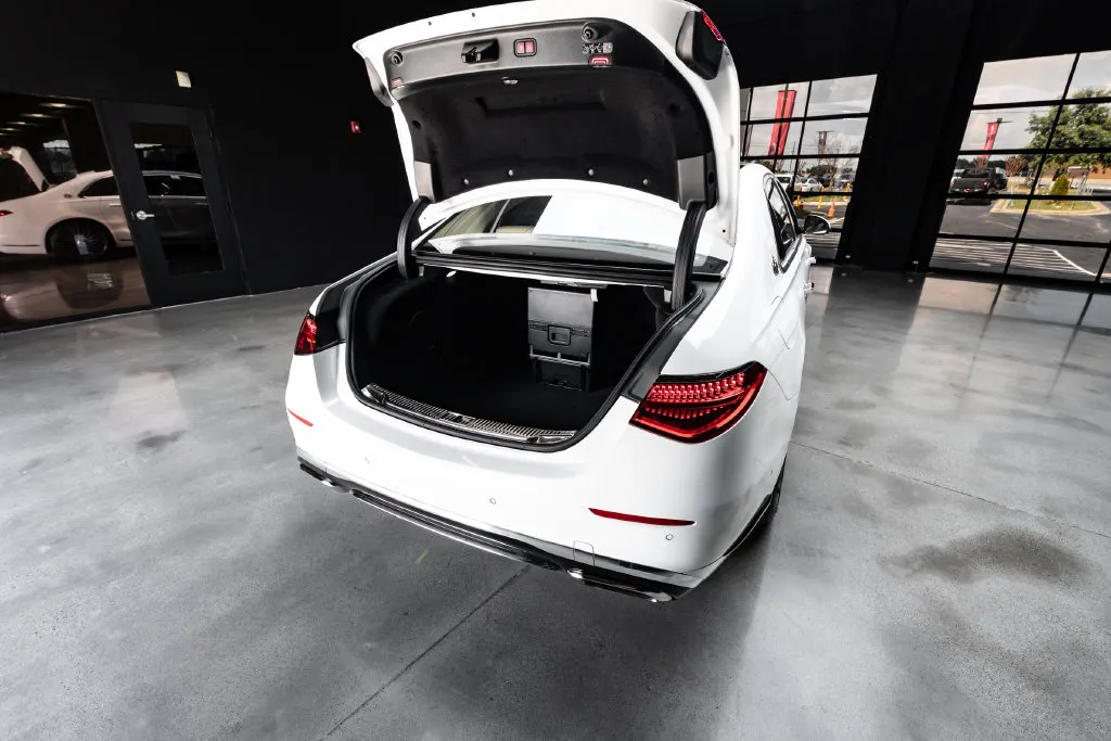 Mercedes-Benz S-Class photo 47