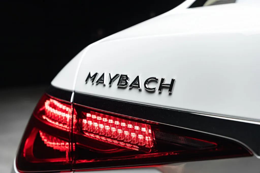 Mercedes-Benz S-Class photo 14