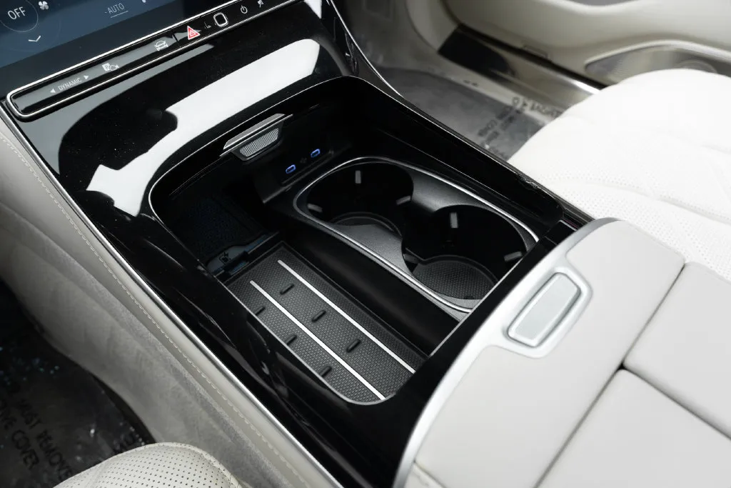 Mercedes-Benz S-Class photo 34