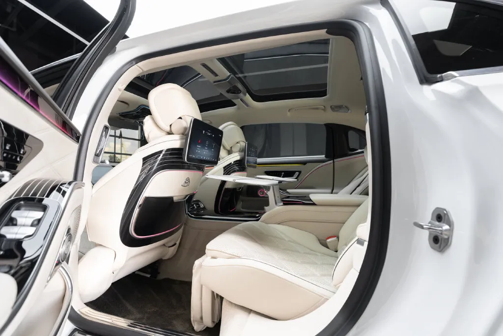 Mercedes-Benz S-Class photo 46