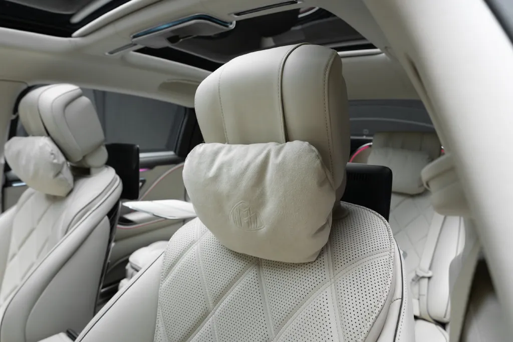 Mercedes-Benz S-Class photo 23