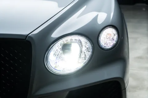 More photos of 2022 Bentley Bentayga V8 at Atlanta Autos, GA