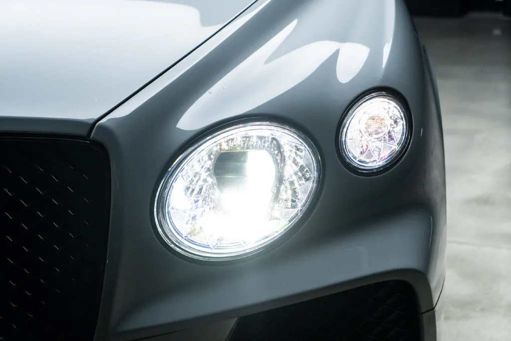 Bentley Bentayga photo 4