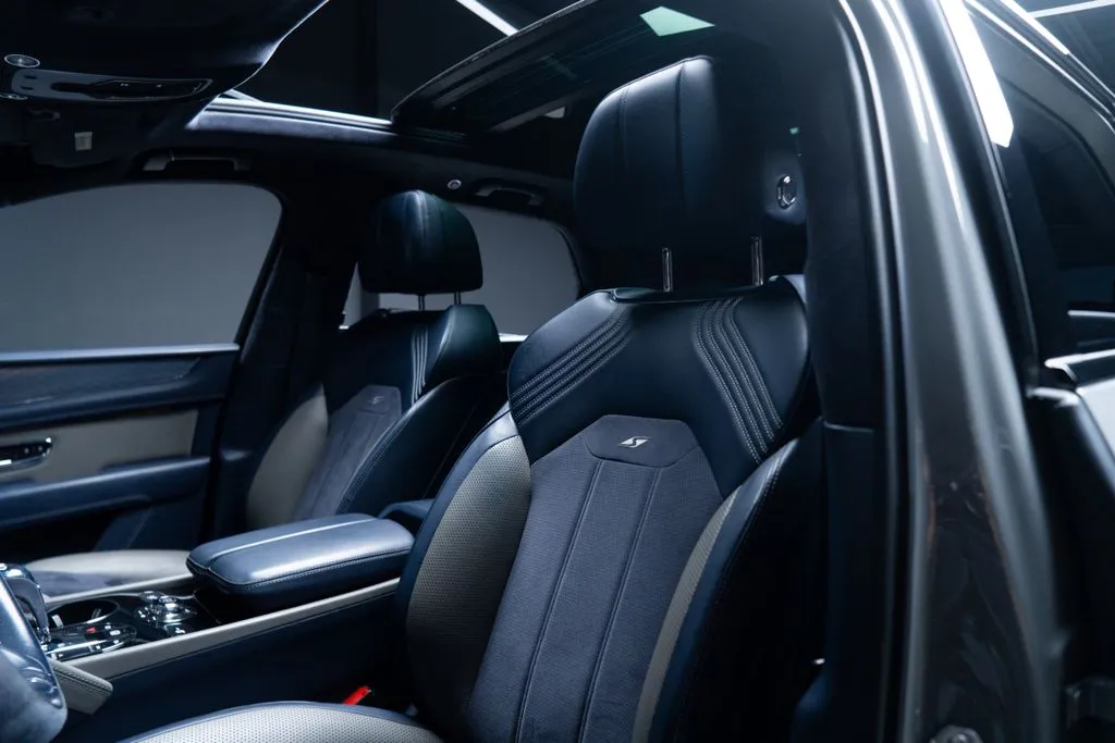 Bentley Bentayga photo 25