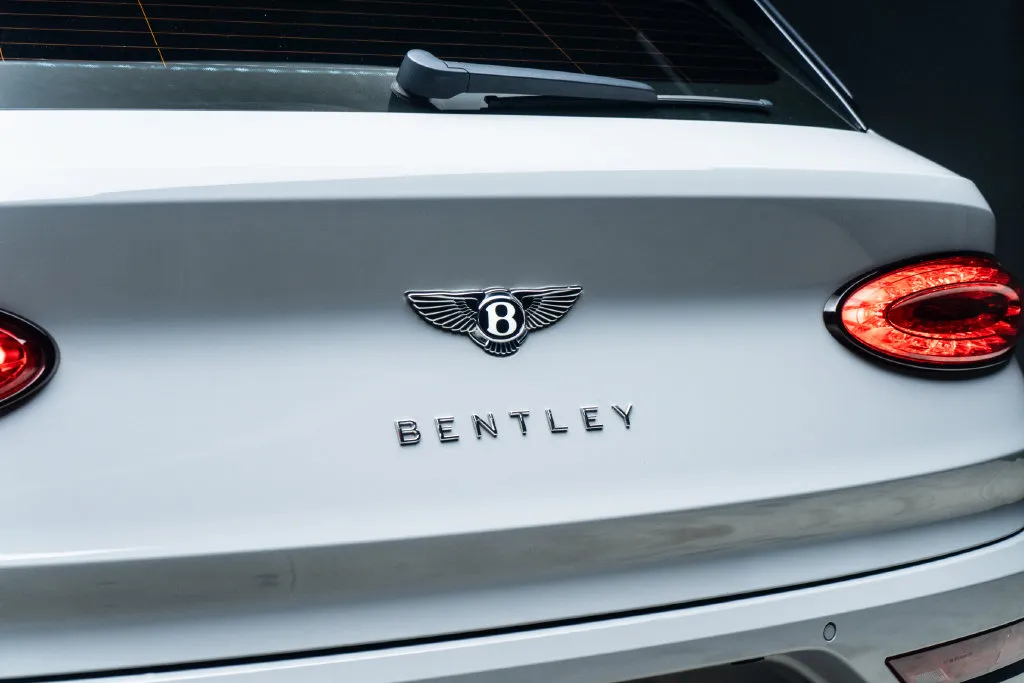Bentley Bentayga photo 16