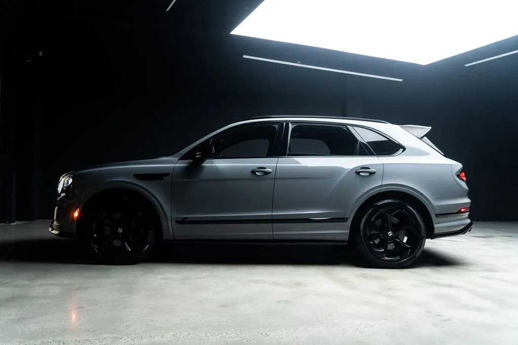 Bentley Bentayga photo 19