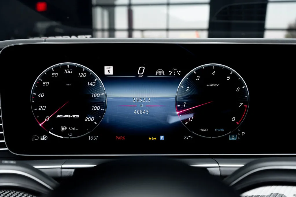 Mercedes-Benz GLE photo 34