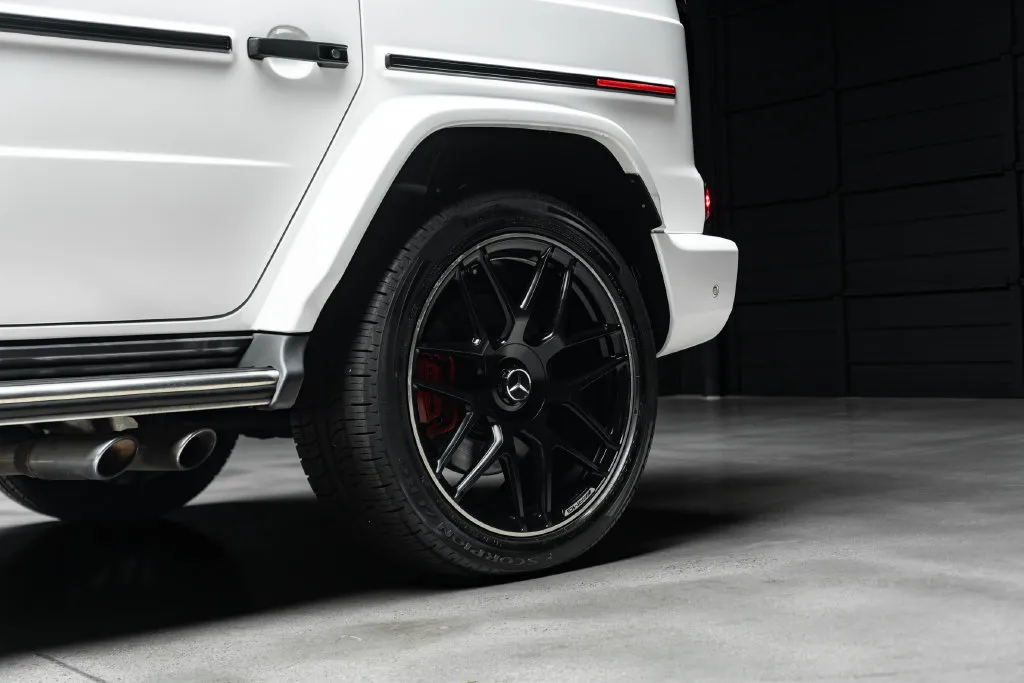 Mercedes-Benz G-Class photo 22