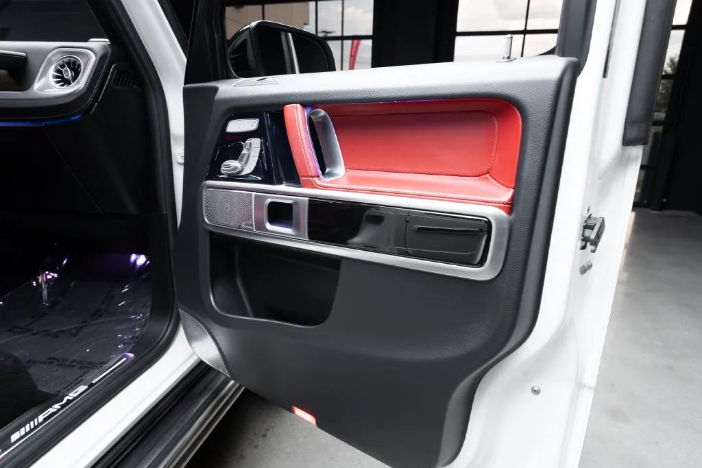 Mercedes-Benz G-Class photo 43