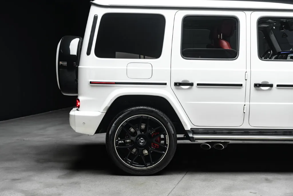 Mercedes-Benz G-Class photo 14