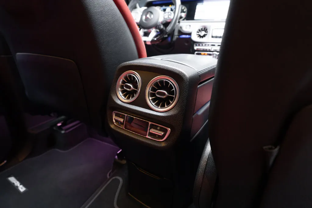 Mercedes-Benz G-Class photo 46