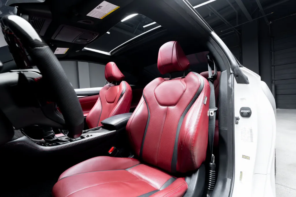 Infiniti Q60 photo 35