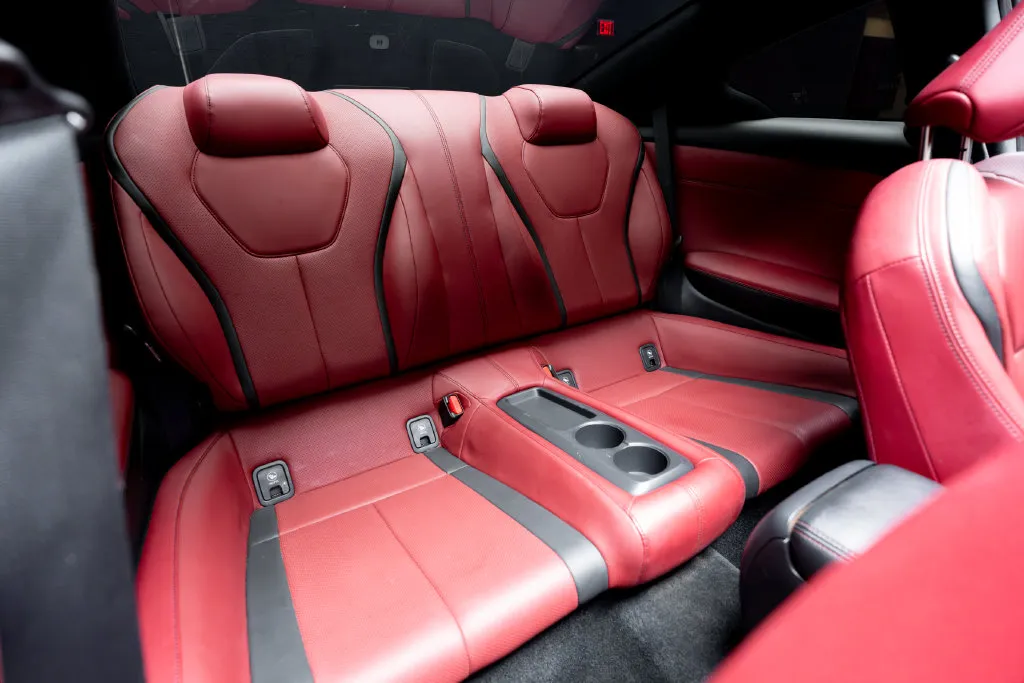 Infiniti Q60 photo 39