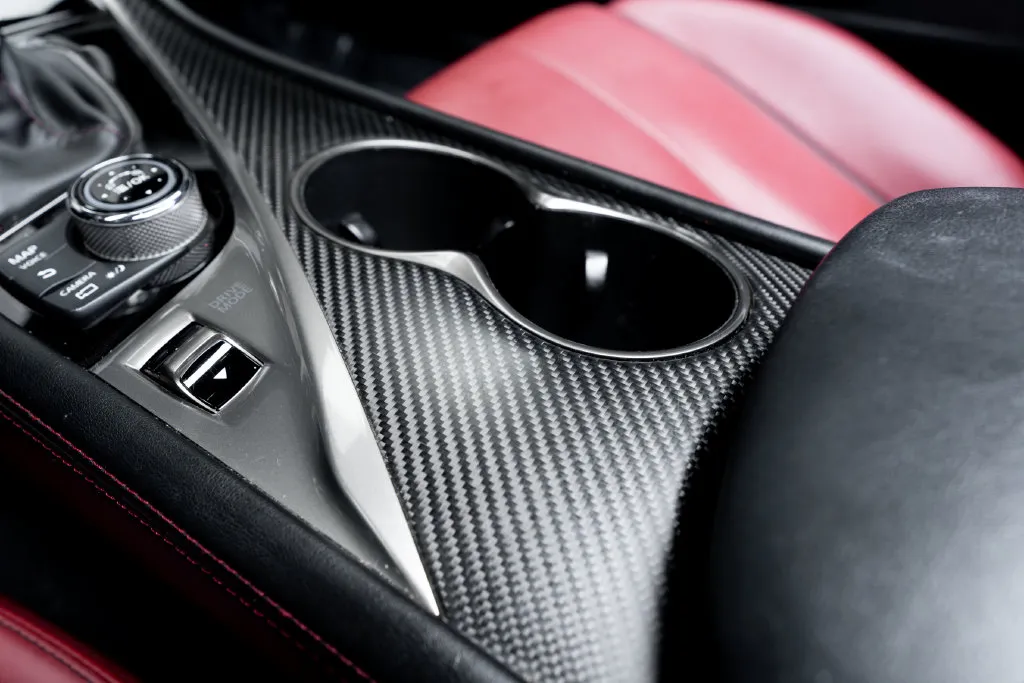 Infiniti Q60 photo 33