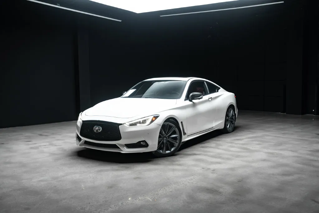 Infiniti Q60 photo 41