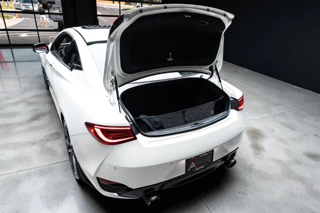Infiniti Q60 photo 40