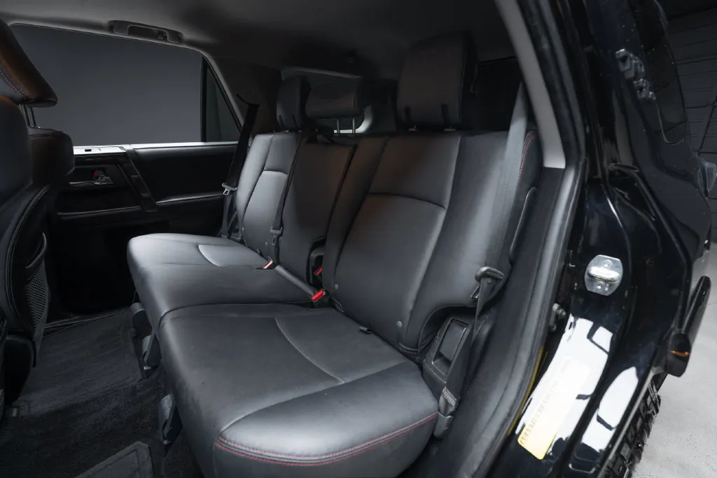 Toyota 4Runner photo 39