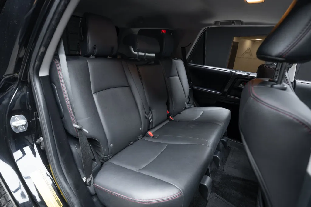 Toyota 4Runner photo 38